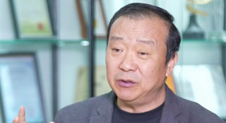 隔壁的女人